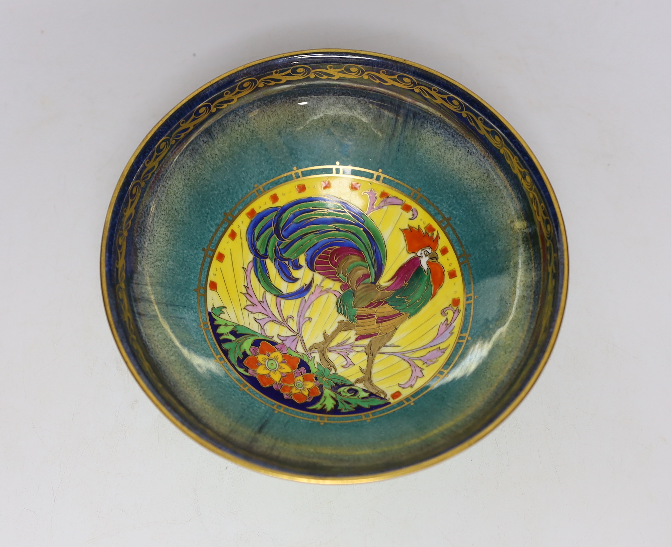 A Minton lustre bowl with cockerel design to the centre, 19cm diameter